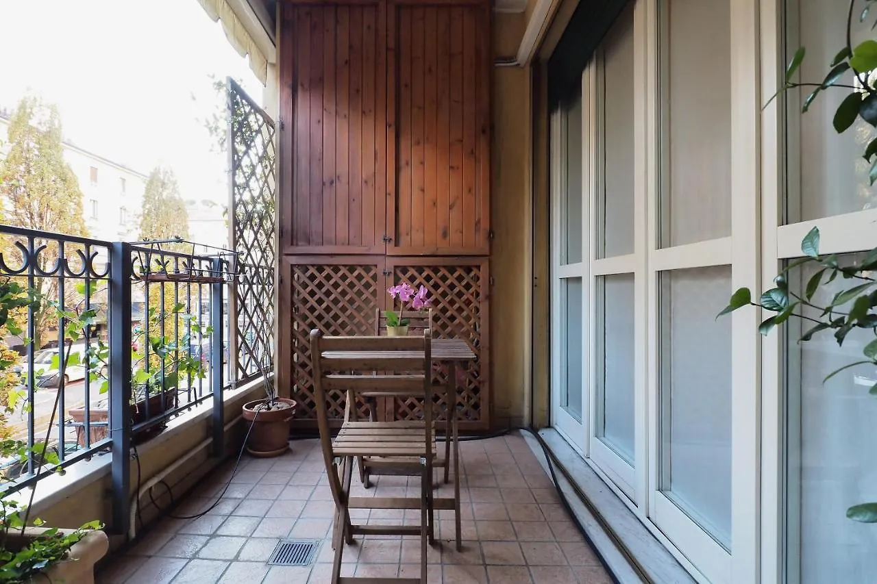 Primopiano - Via Pavia Apartment Milan