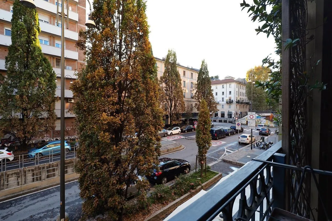 Primopiano - Via Pavia Apartment Milan